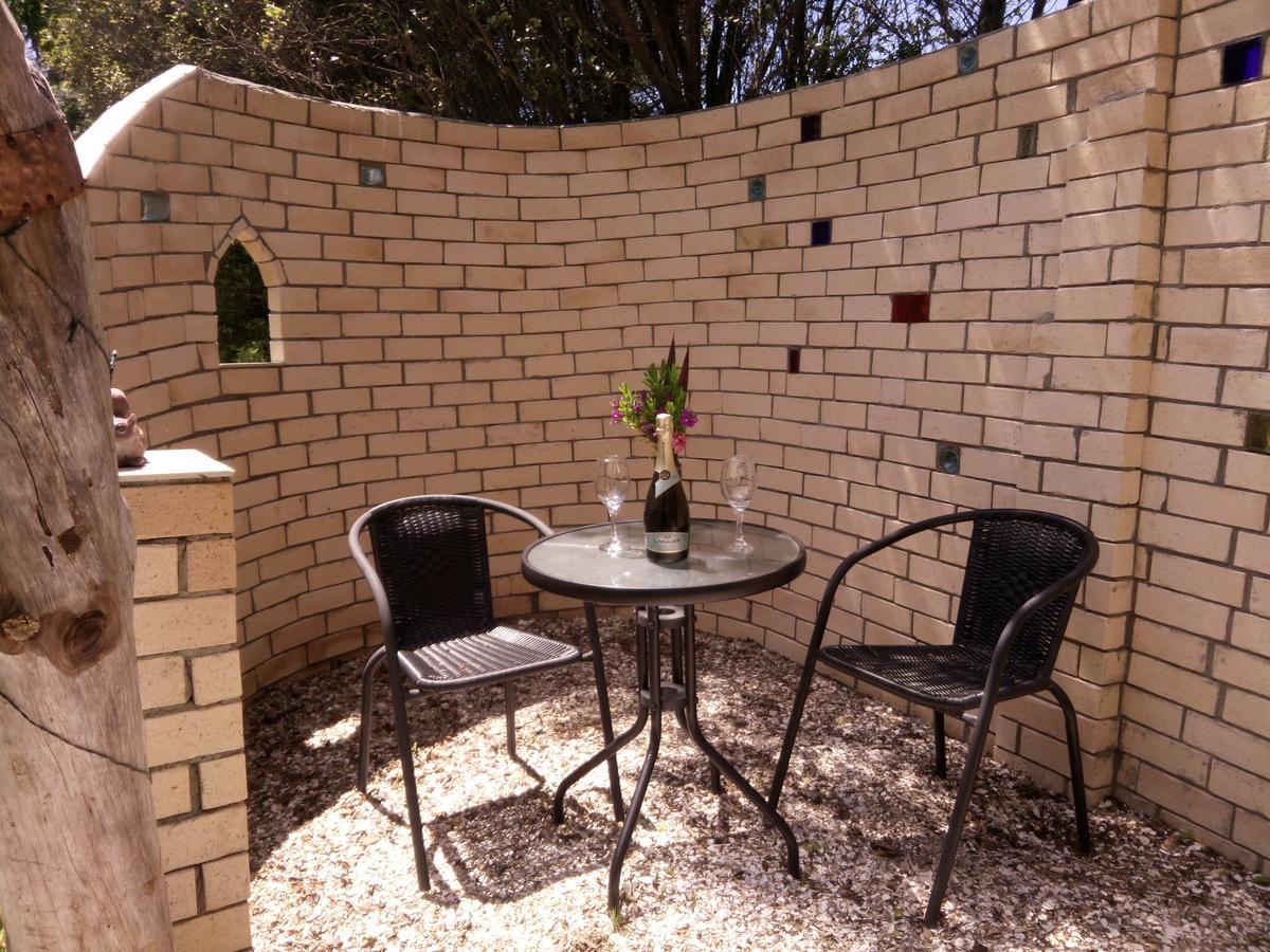 Upper Moutere Waterwheel Cottage מראה חיצוני תמונה